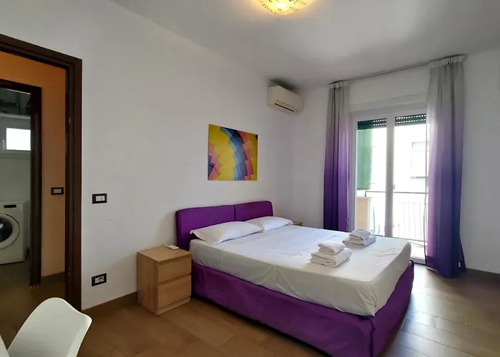 Guesthost - San Giovanni Apartment With Balcony